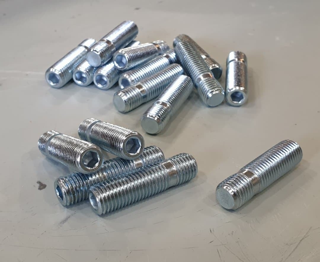 Lug Stud Conversion Kit
